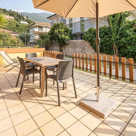 Apartamento Casa Doppia Torbole Sul Garda Exterior foto