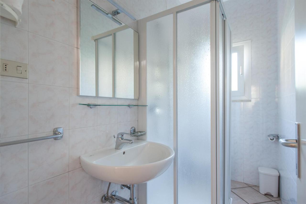 Apartamento Casa Doppia Torbole Sul Garda Exterior foto