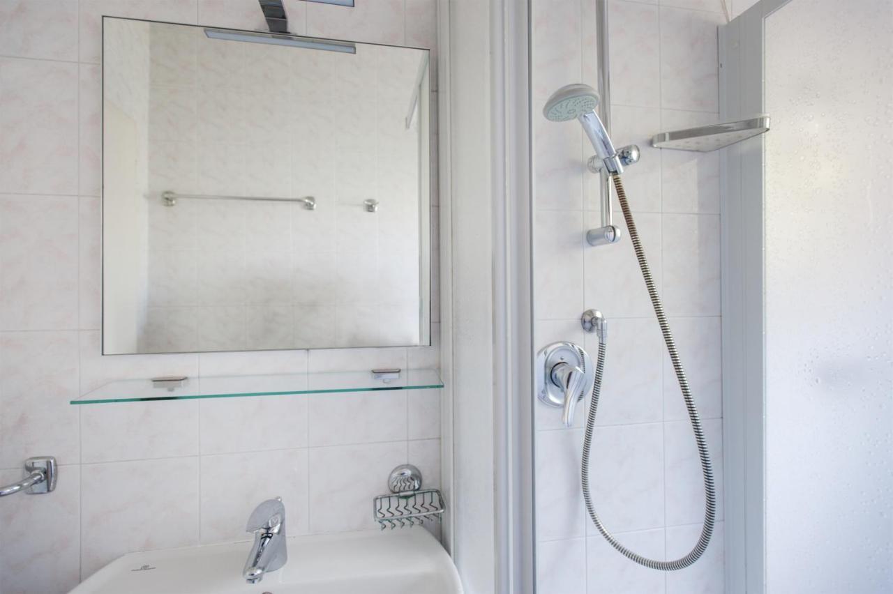 Apartamento Casa Doppia Torbole Sul Garda Exterior foto