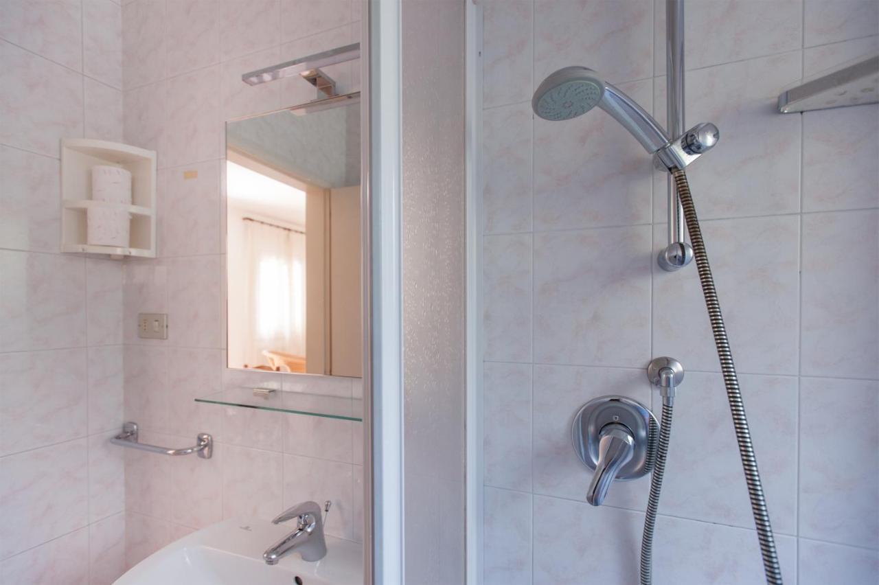 Apartamento Casa Doppia Torbole Sul Garda Exterior foto